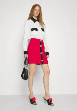 MOSCHINO Punk Buttons - Mini Skirt -Esprid Shop 07e4903dc232461c8f86e432f851bcee scaled