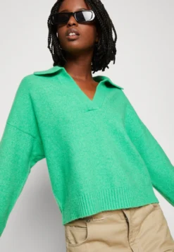 Monki Jumper - Green -Esprid Shop 16e4c4b68c034364be9e0fbdc9704068 scaled