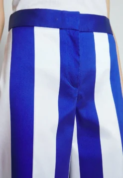 MOSCHINO Nautical Group - Trousers - Fantasy Light Blue -Esprid Shop 18261bd0b9db481da9991d18f66dc549 scaled