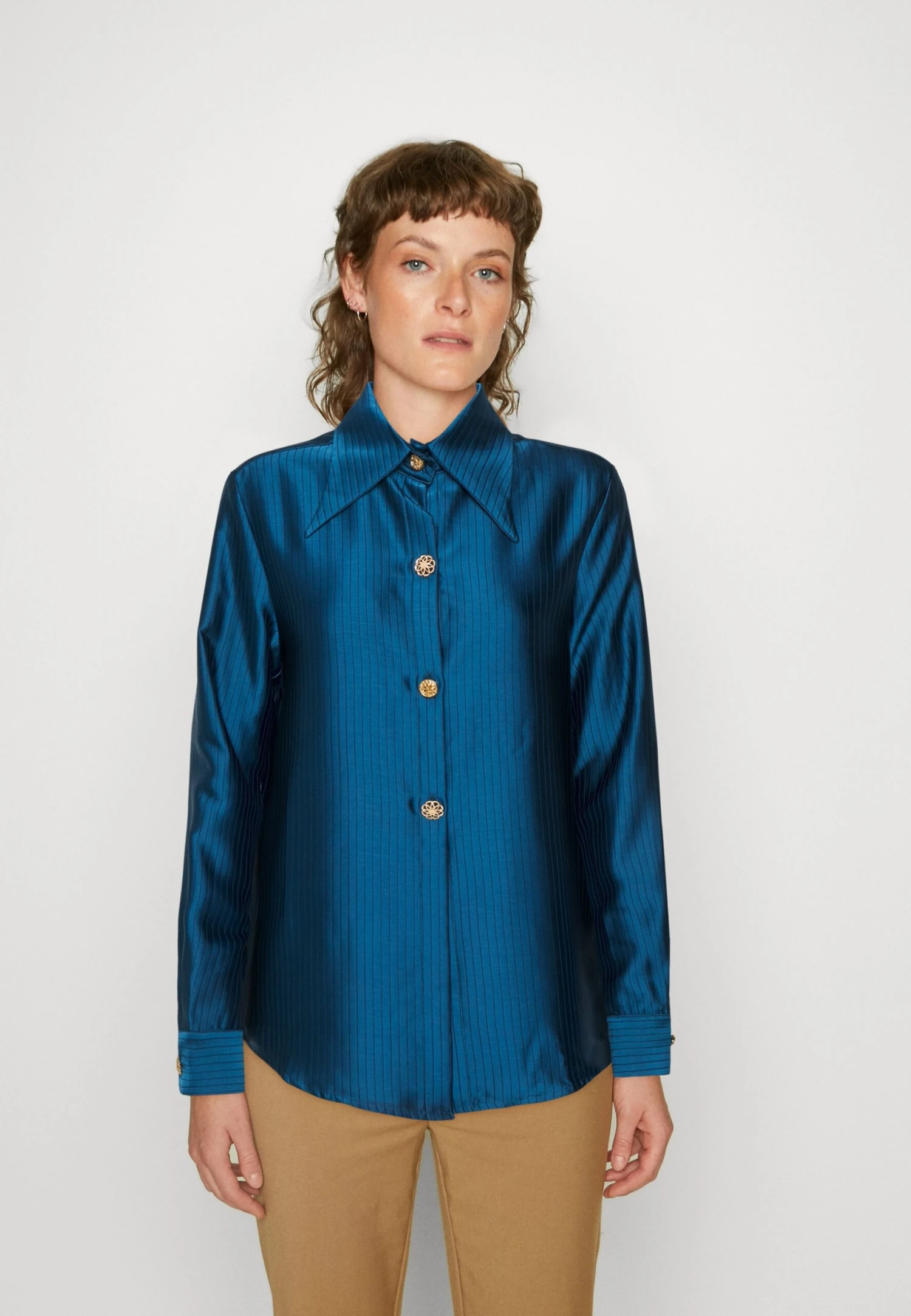 Didun - Button-Down Blouse 1 Didun - Button-Down Blouse