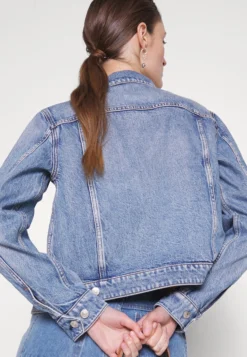 Rag & Bone Nico Jacket - Denim Jacket - Norwalk -Esprid Shop 1e45275179f94649afa55b2bd3de37dc scaled