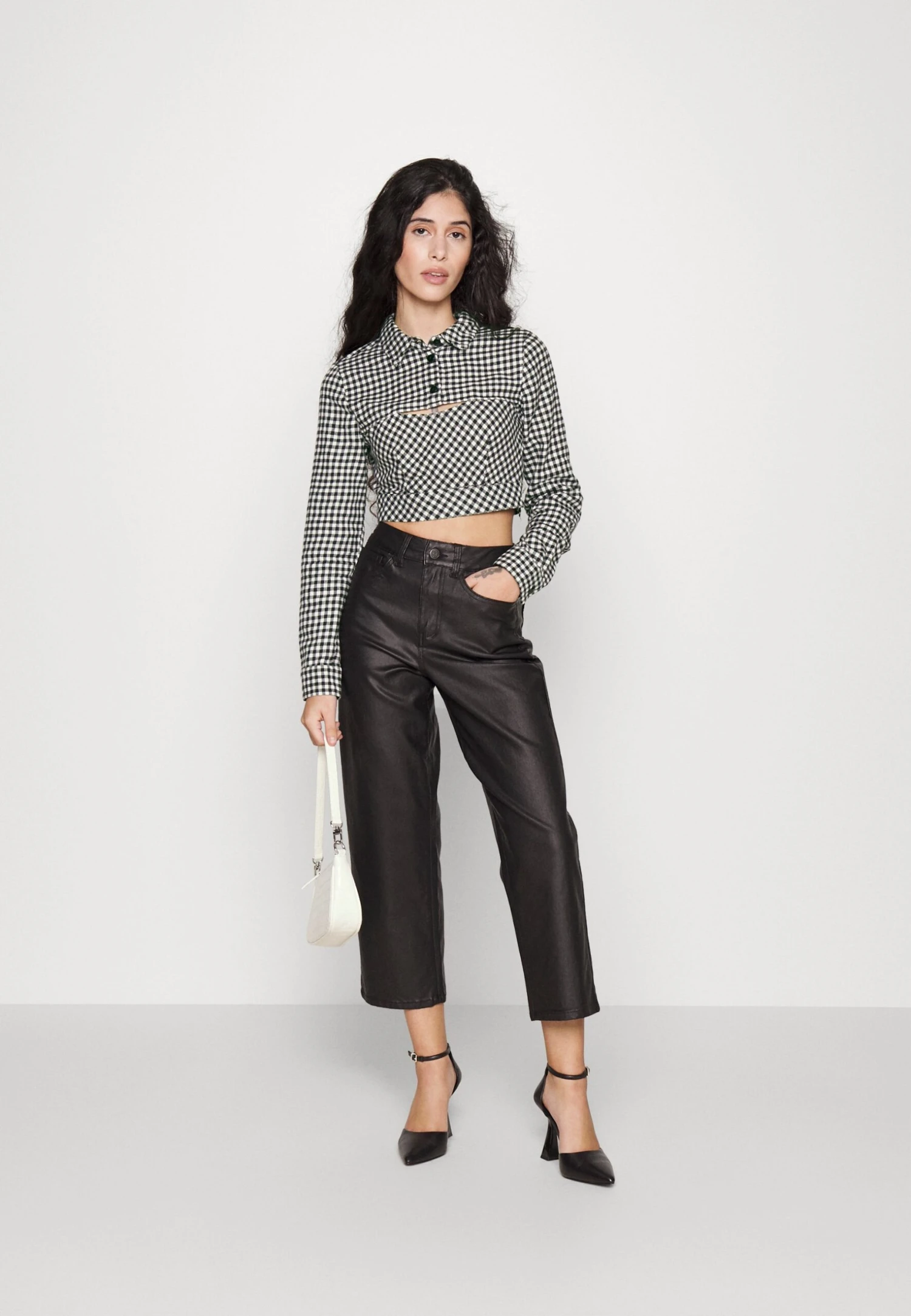 Noisy May Petite Nmerik Overlay - Blouse - Black 2 Noisy May Petite Nmerik Overlay - Blouse - Black - Image 2