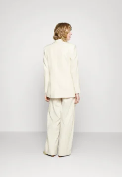 MAX & Co. Kadiolo - Blazer - White -Esprid Shop 2366b7a2c2f54e0691ac945160e7dff6 scaled