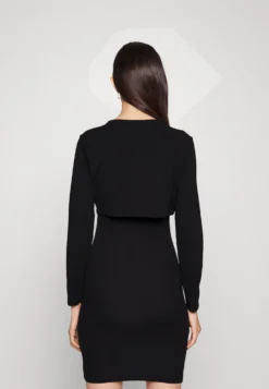 ONLY Onlsania - Summer Jacket 7 ONLY Onlsania - Summer Jacket -Esprid Shop 2429c0df161247e3ab041a3bbaaf5ca8 scaled