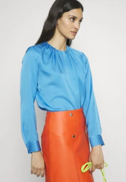 Boss Seminta - Leather Skirt -Esprid Shop 245f0e79816141bca7f284fd724722ff scaled