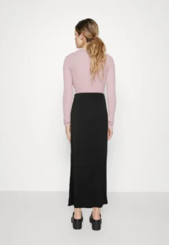 Object Objmoni Stephanie Aop Div - Maxi Skirt -Esprid Shop 35519a2bc3f149d98dc0332706c24abf scaled