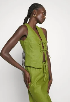 Faithfull The Brand Cataline Skirt - Maxi Skirt - Palm Green -Esprid Shop 36ecfec4c900488fbc39c77cc2771fd1 scaled