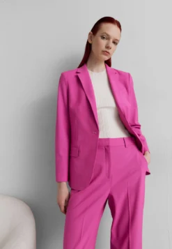 THEORY Staple- Blazer - Carnation