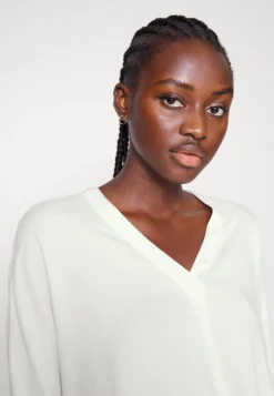 OPUS Falien - Blouse -Esprid Shop 3ce0ccdb63784dd8a67bbe06acecfc18 scaled