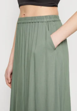Vero Moda Vmsimply Easy Skirt - A-Line Skirt - Laurel Wreath -Esprid Shop 3f2bd65bd05b47479d4dfe4a2148a12b scaled