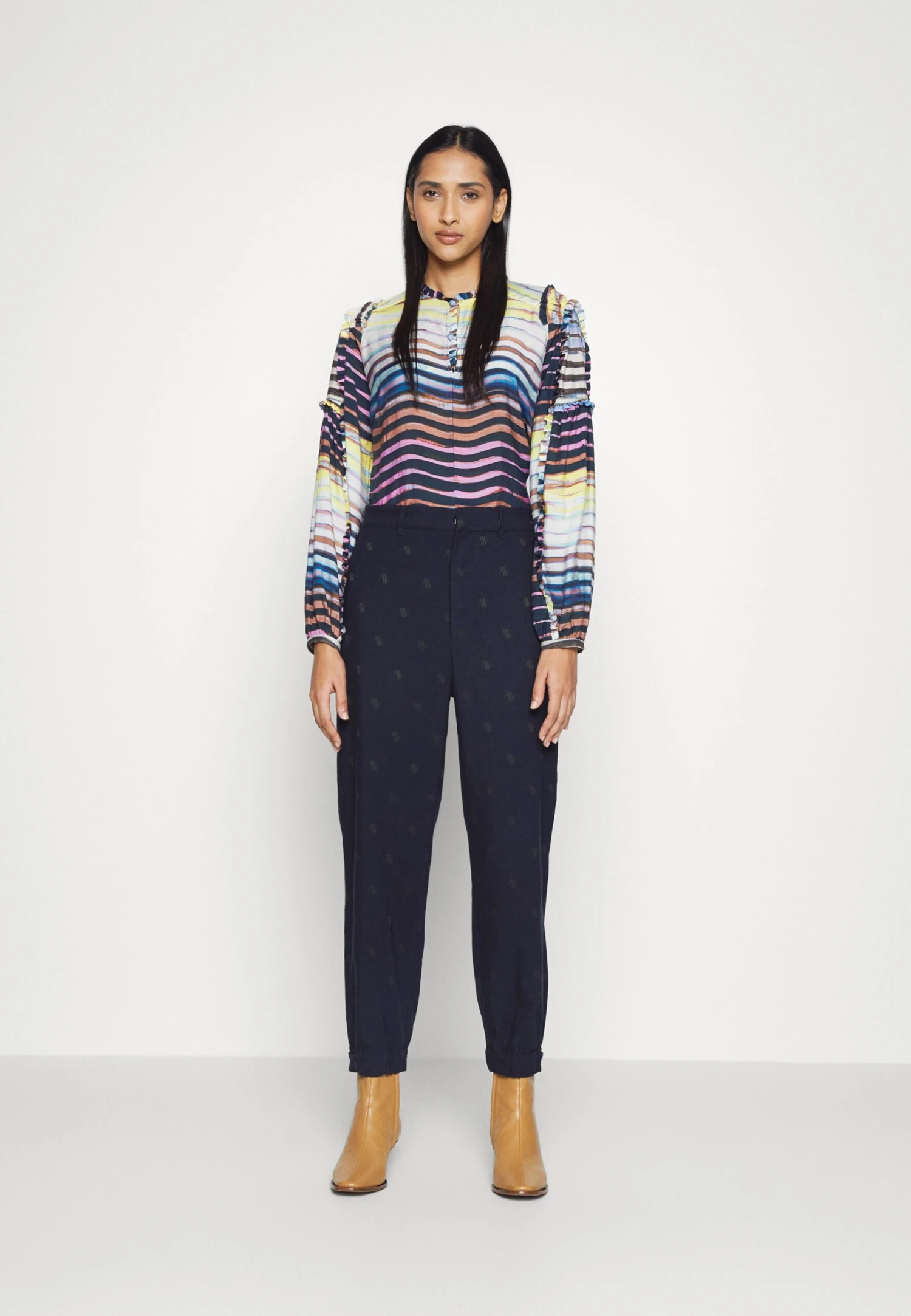 MUNTHE Dorset - Blouse - Rose 5 MUNTHE Dorset - Blouse - Rose - Image 5