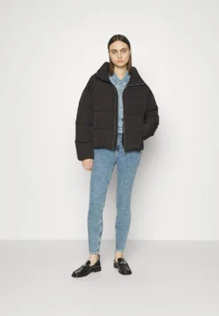 Colmar Originals Down Jacket - Black -Esprid Shop 4974541c599c4fc78da14aa00fda4997 scaled