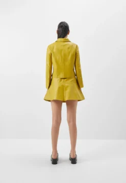 Cropped - Leather Jacket - Light Yellow -Esprid Shop 4c45674235bb4e3d953773b74f386776 scaled