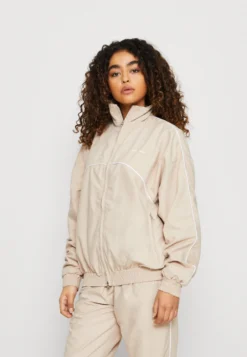 Logo Track Jacket - Training Jacket - Sand