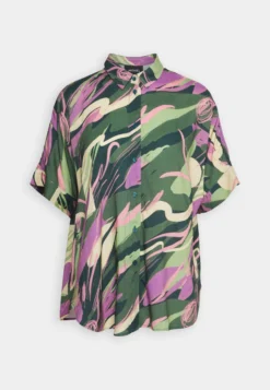 Monki Button-Down Blouse - Green 9 Monki Button-Down Blouse - Green -Esprid Shop 4df19616f5434e5aa342e795fc92f8b3 scaled