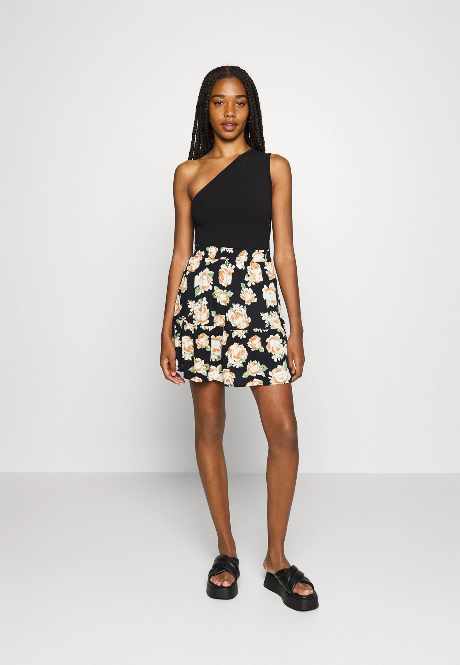 Vila Vieve Hw Su Ka - A-Line Skirt - Black 2 Vila Vieve Hw Su Ka - A-Line Skirt - Black - Image 2
