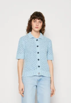 Willow Refined Texture - Cardigan - Light Blue