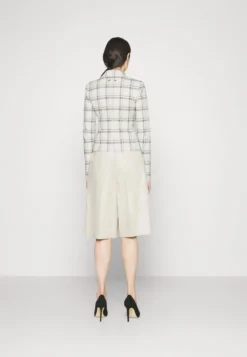 Patrizia Pepe Giacca - Blazer - Mineral Gray -Esprid Shop 527e7907e4314f49b86615b0504ddcf1 scaled