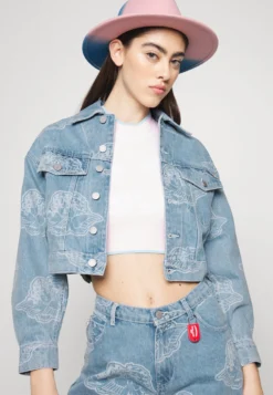 FIORUCCI All Over Jacket - Denim Jacket -Esprid Shop 5bdaa1ae3055430d98bd99327017f11c scaled