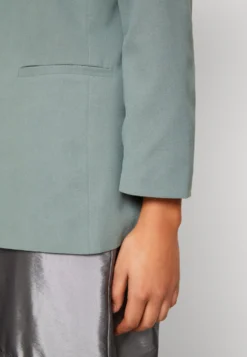 ONLY Onlsafron- Blazer - Balsam Green -Esprid Shop 631060fb5e564bf89a2d4286fc3962e6 scaled