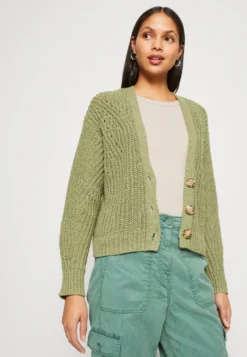ESPRIT Tape Stitch - Cardigan - Light Khaki -Esprid Shop 65f22bfffe6b408b985a56740034474f scaled