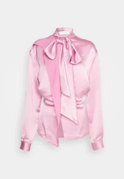 Victoria Beckham Scarf Neck Blouse - Button-Down Blouse - Rose -Esprid Shop 69b7f037ad1e4a68b6385988ee92ee3d scaled