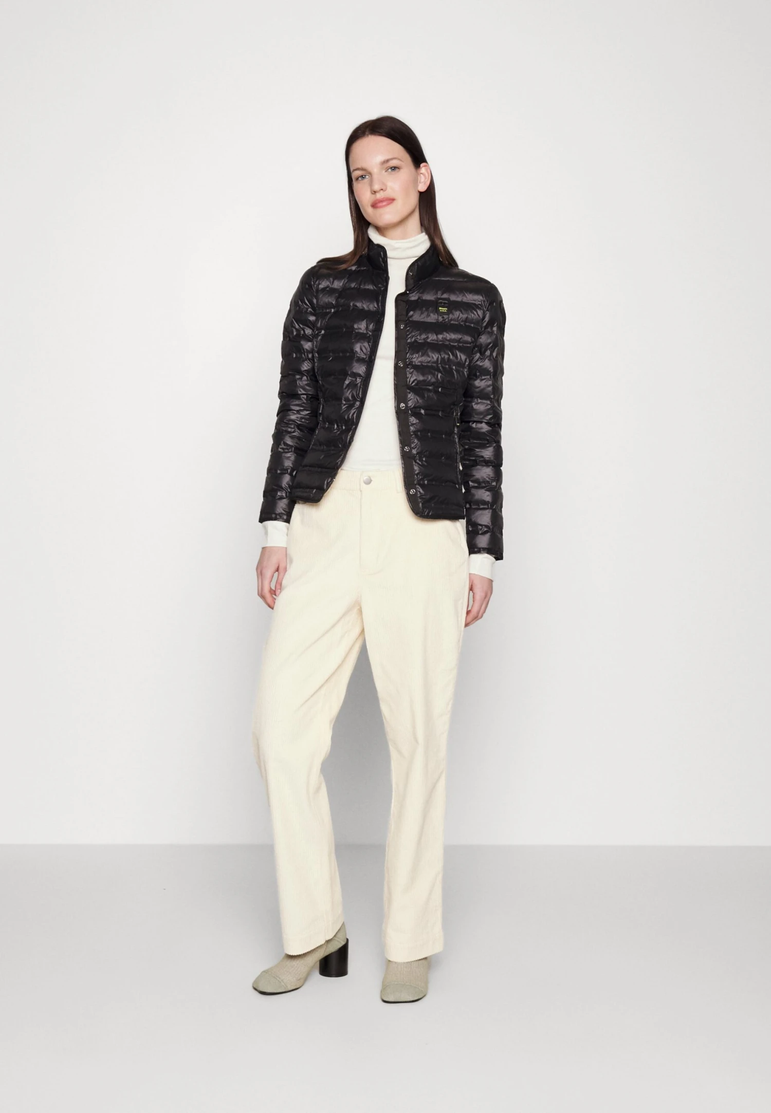 Blauer Basic, Repreve- Light Jacket - Black 2 Blauer Basic, Repreve- Light Jacket - Black - Image 2