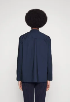 Marimekko Galsa Solid - Blouse - Dark Blue -Esprid Shop 6c5ab9a2c4864c32b88f6635ae5baf28 scaled