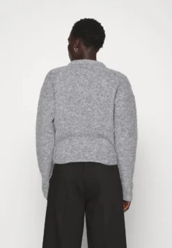 Holzweiler Mood - Jumper - Grey -Esprid Shop 6d3de518d2b2482a9deb264337b15590 scaled