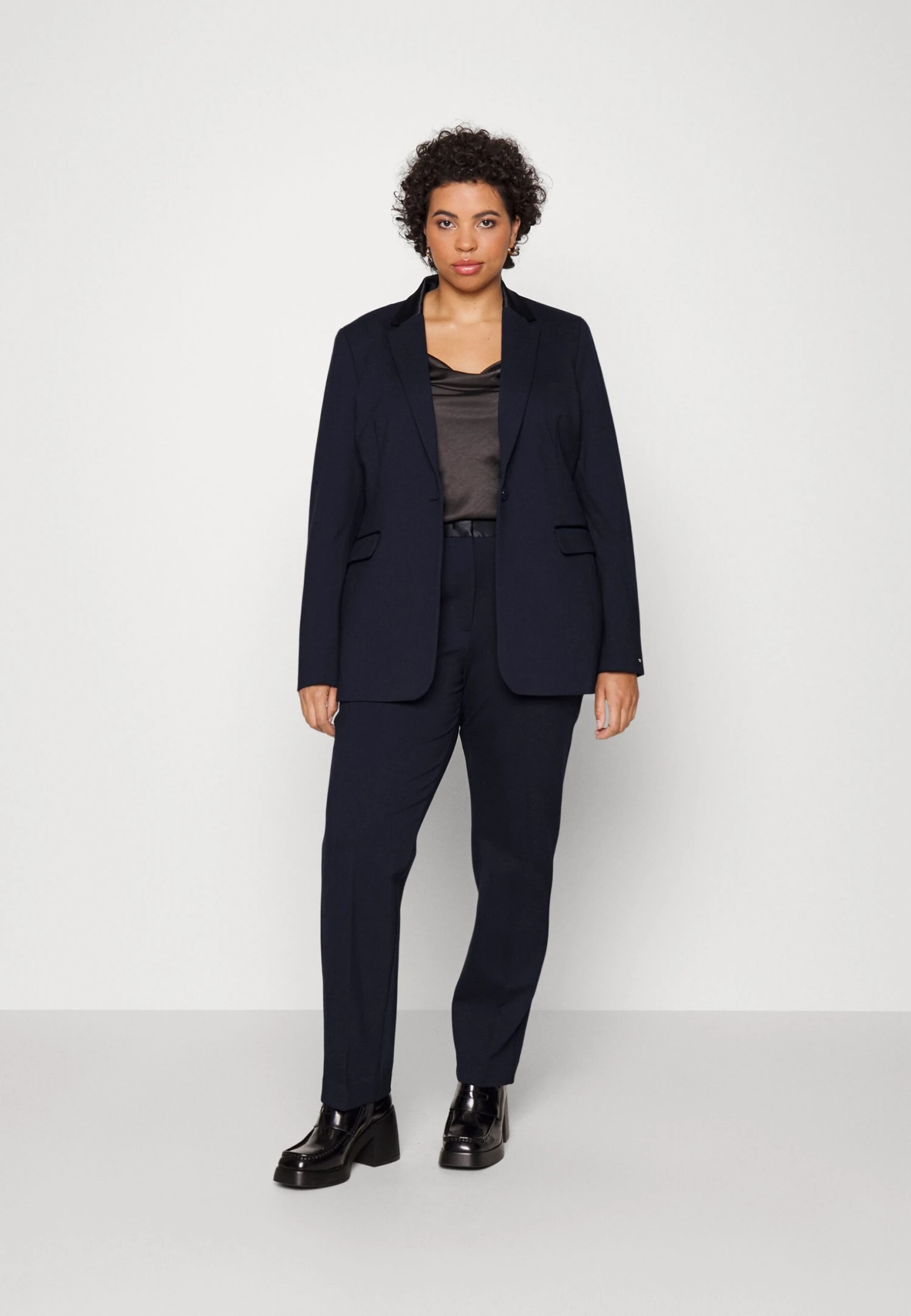 Blazer - Blazer 2 Blazer - Blazer - Image 2