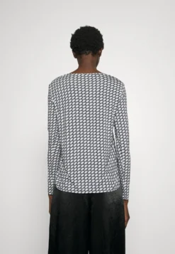 Max Mara Leisure Scrigno - Long Sleeved Top - Grigio Medio -Esprid Shop 71efea29ffc2497987041185130074ce scaled