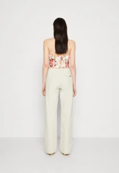 LOIS Jeans Katherina - Trousers -Esprid Shop 730702260d364f84be3677960c1c0740 scaled