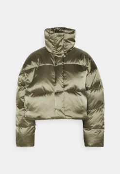 Calvin Klein Shine Puffer Down Coat - Down Jacket - New Basil -Esprid Shop 7522aac009c845f18b6d2c5c69ab5fe9 scaled