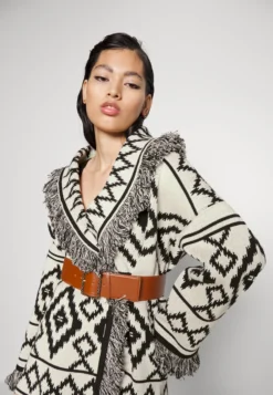 Elisabetta Franchi Womens With Belt - Cardigan - Burro/Nero -Esprid Shop 778698638047438e8a1d4201cb70df04 scaled