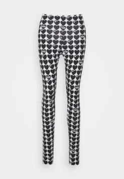 LOVE MOSCHINO Leggings - Trousers - White 12 LOVE MOSCHINO Leggings - Trousers - White -Esprid Shop 79cc2f03a85c42bcb3a8389f0452ee9c scaled