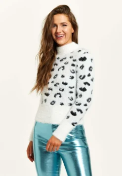 Liquorish Fluffy High Neck - Jumper - White