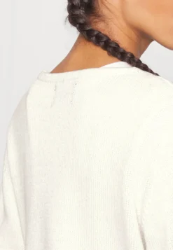 Pieces Petite Pctrista Wrap - Cardigan - Cloud Dancer -Esprid Shop 7df4bfeb988f4f4db9e909076d239b7b scaled