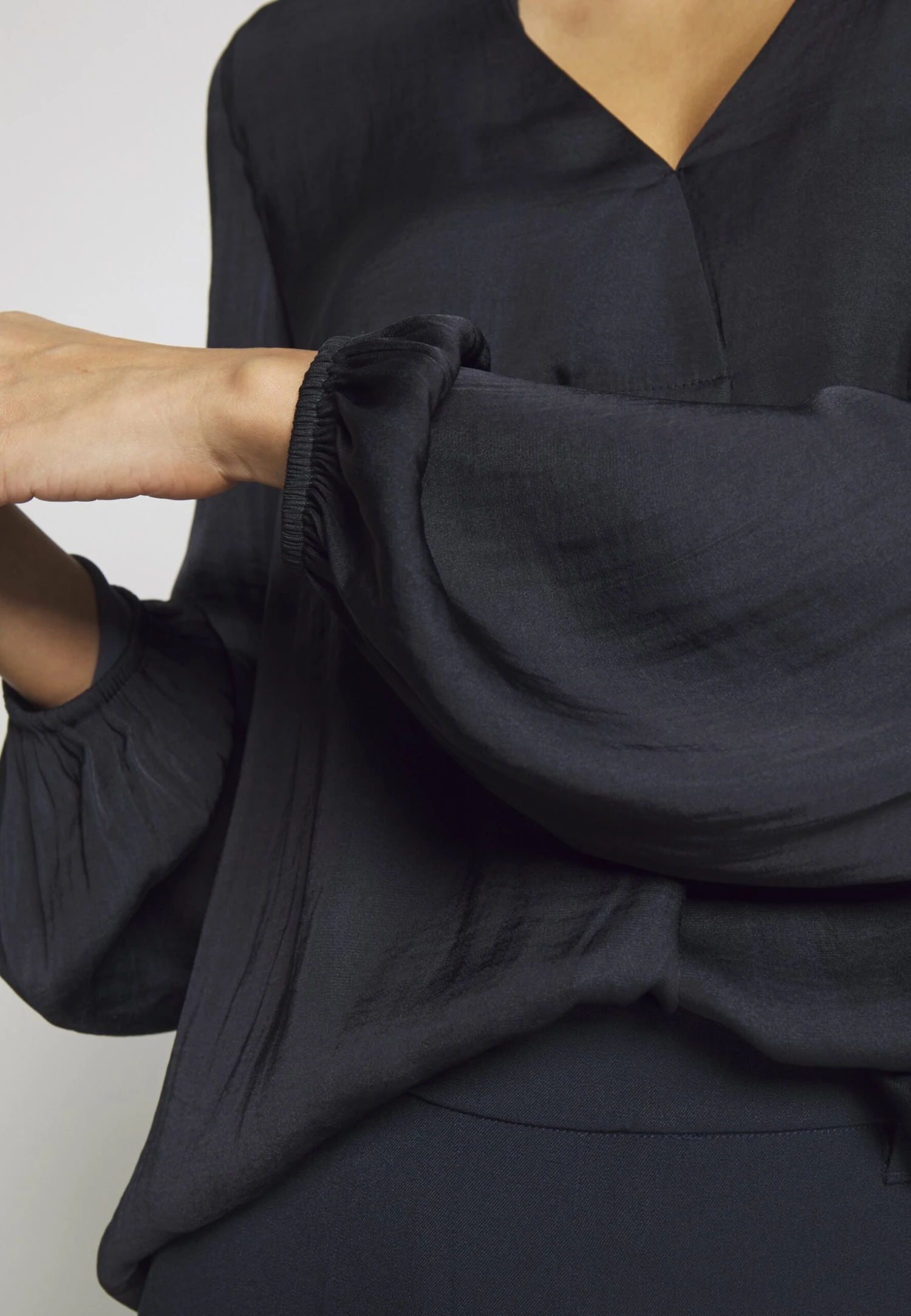 InWear Rinda Blouse - Blouse - Marine Blue 6 InWear Rinda Blouse - Blouse - Marine Blue - Image 6