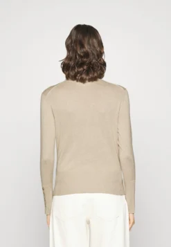 Noble Roll Neck - Jumper - Coffee Bean -Esprid Shop 92deabe39b8d476881011e7637a71f29 scaled