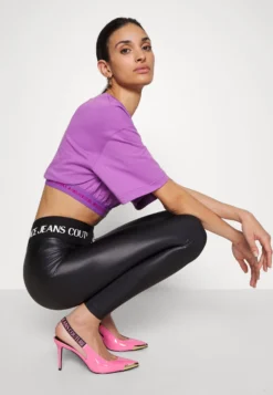 Lycra Shiny - Leggings - Trousers - Black 9 Lycra Shiny - Leggings - Trousers - Black -Esprid Shop 9341b865274f41c28166d6a34ebc0780 scaled