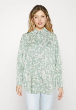 COLOURFUL REBEL Olet Swirl Down - Button-Down Blouse - Light Mint