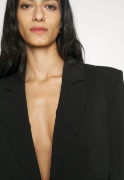 Patrizia Pepe Giacca Jacket - Blazer - Nero -Esprid Shop 9768073acf8041ff993e148be1870672 scaled
