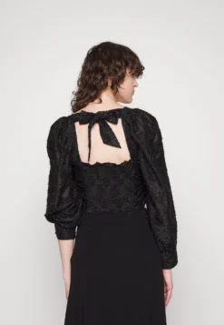 Laura - Blouse - Black -Esprid Shop 9f3576d6d18046f9bc5d8308282bab6c scaled