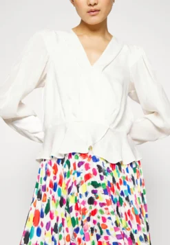 DKNY Blouse - Ivory -Esprid Shop a3ebdce7a889465c87b01a35624823b9 scaled