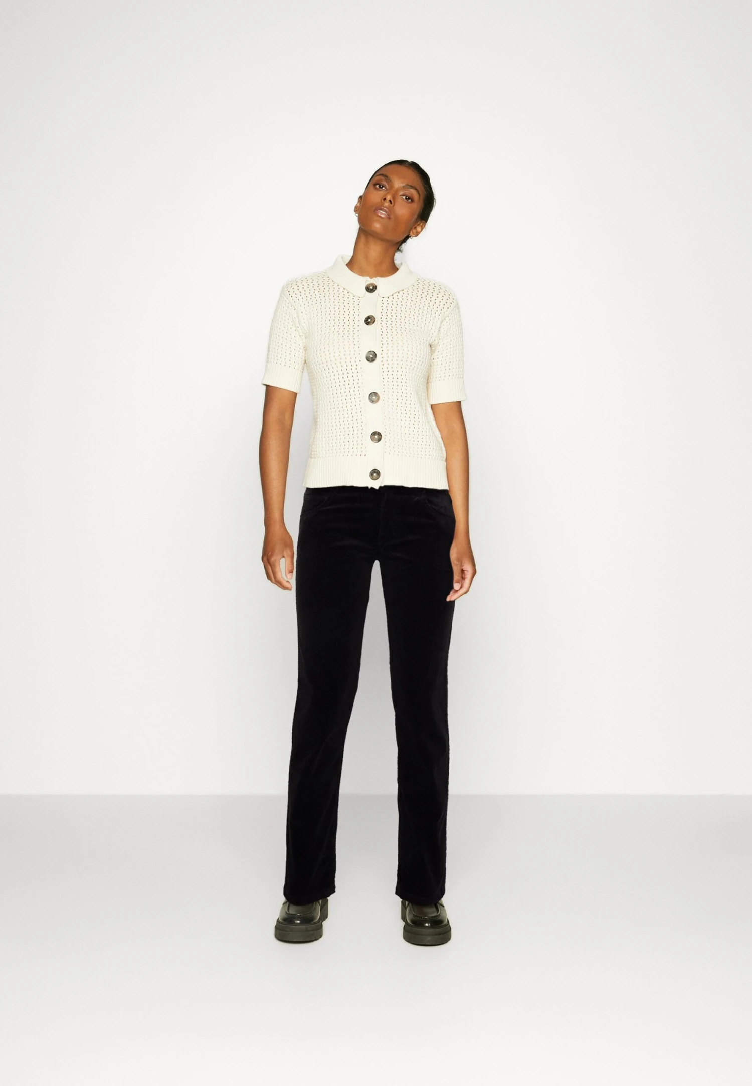 Marc O'Polo DENIM Pants Straight Leg Turn Up - Trousers - Black 2 Marc O'Polo DENIM Pants Straight Leg Turn Up - Trousers - Black - Image 2