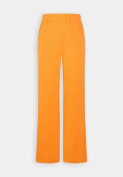 Another Label Katelynn Pants - Trousers - Harvest Pumpkin -Esprid Shop aab00a66d0a84022951cff1feb957eeb scaled
