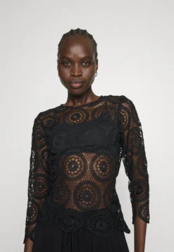 Bruuns Bazaar Quince Leonisa - Blouse -Esprid Shop abe78563f9db4c9a9cfa22bfd7565ea6 scaled