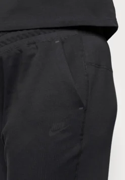 Nike Sportswear Tracksuit Bottoms - Black -Esprid Shop b1cf14c2da71443786fed50fedea8319 scaled