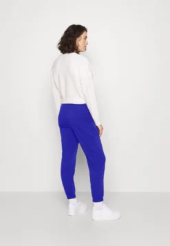 Pieces Maternity Pmchilli Pants - Tracksuit Bottoms - Mazarine Blue -Esprid Shop b3df0cdde852463b8bfd37ffc9fc1f06 scaled