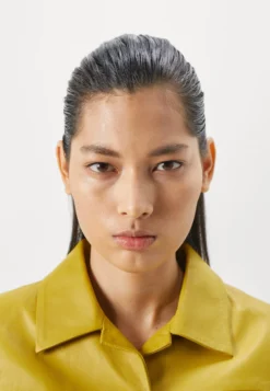 Cropped - Leather Jacket - Light Yellow -Esprid Shop b49d9cf7b1d94008903a6d513f56faad scaled